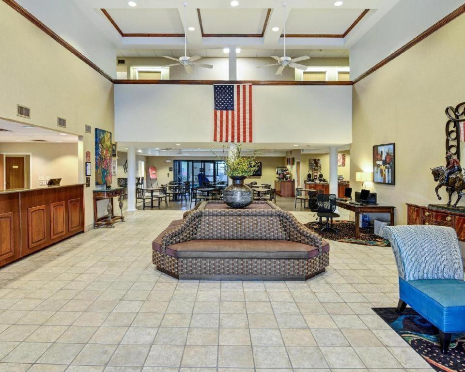 Comfort Inn & Suites Hot Springs Central Eksteriør bilde